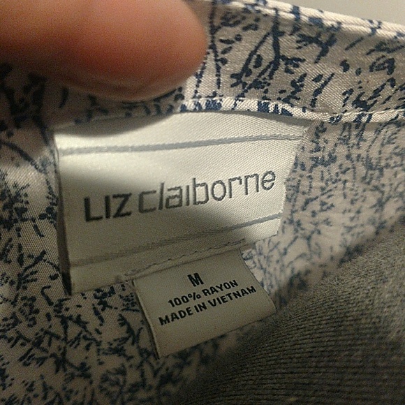 Medium Liz Claiborne Summer Sleeveless Top - Picture 5 of 5